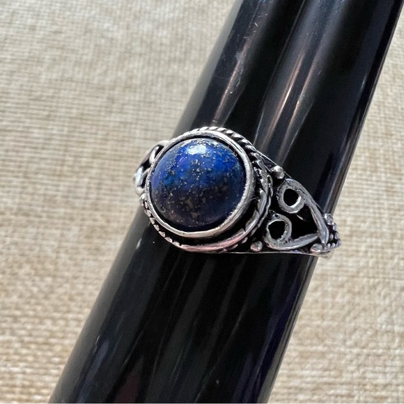 New Lapis Lazuli Stone Boho Silver Overlay Ring Size 6.75 - Picture 3 of 6